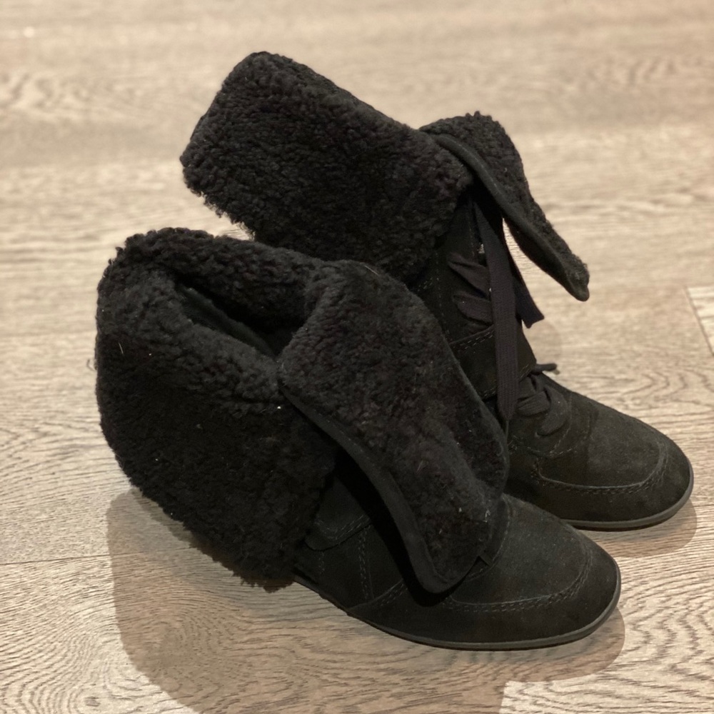 ASH shearling wedge Bootie